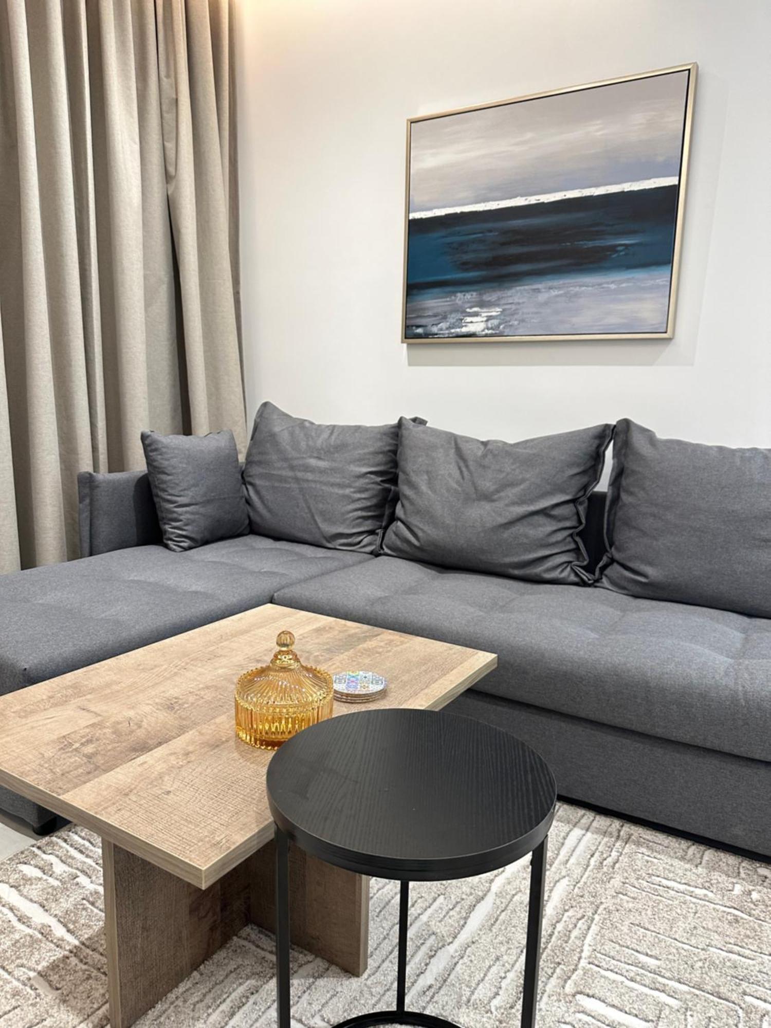 Joanna & Arya Engomi Apts Daire