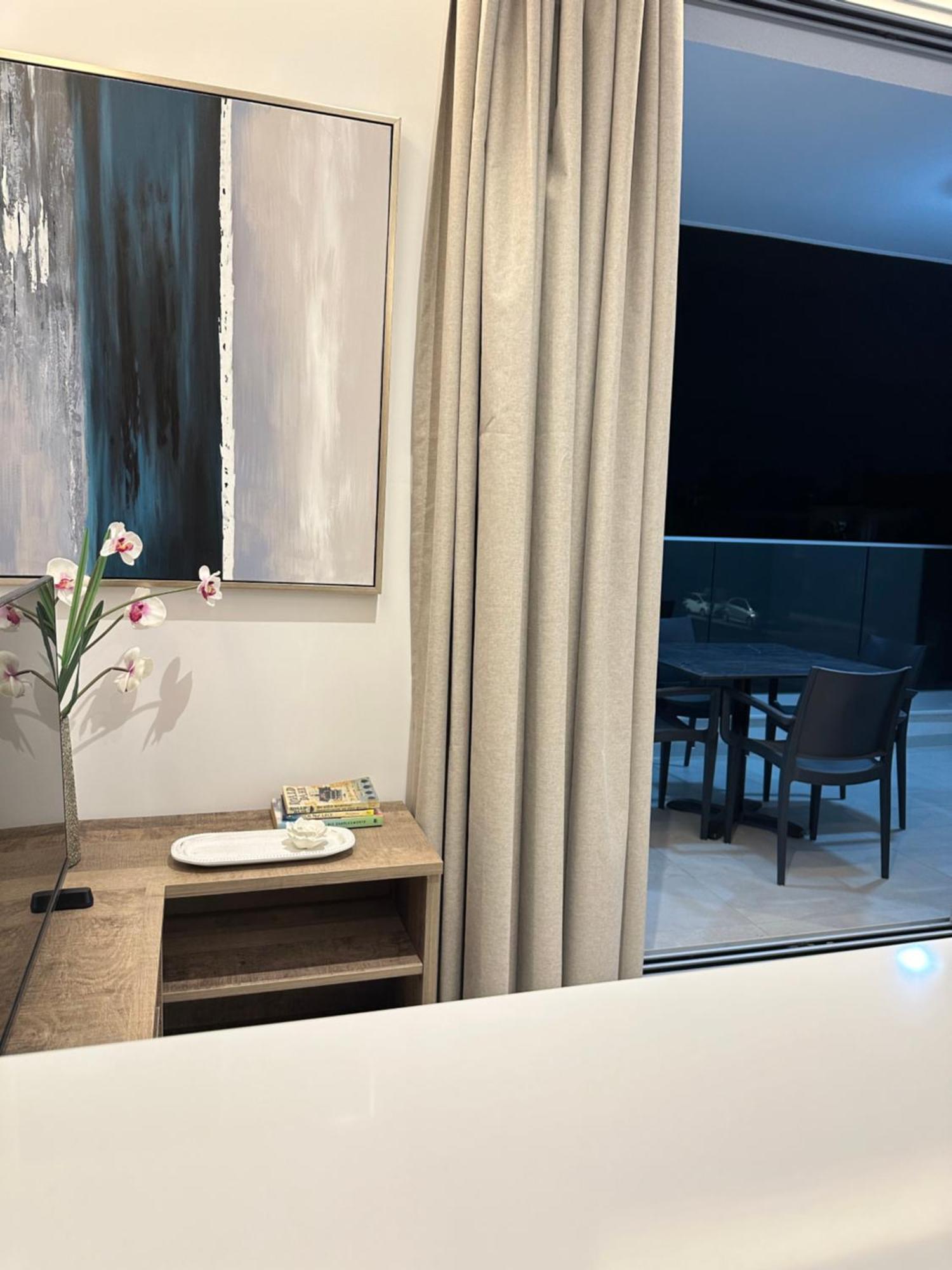 דירה Joanna & Arya Engomi Apts *