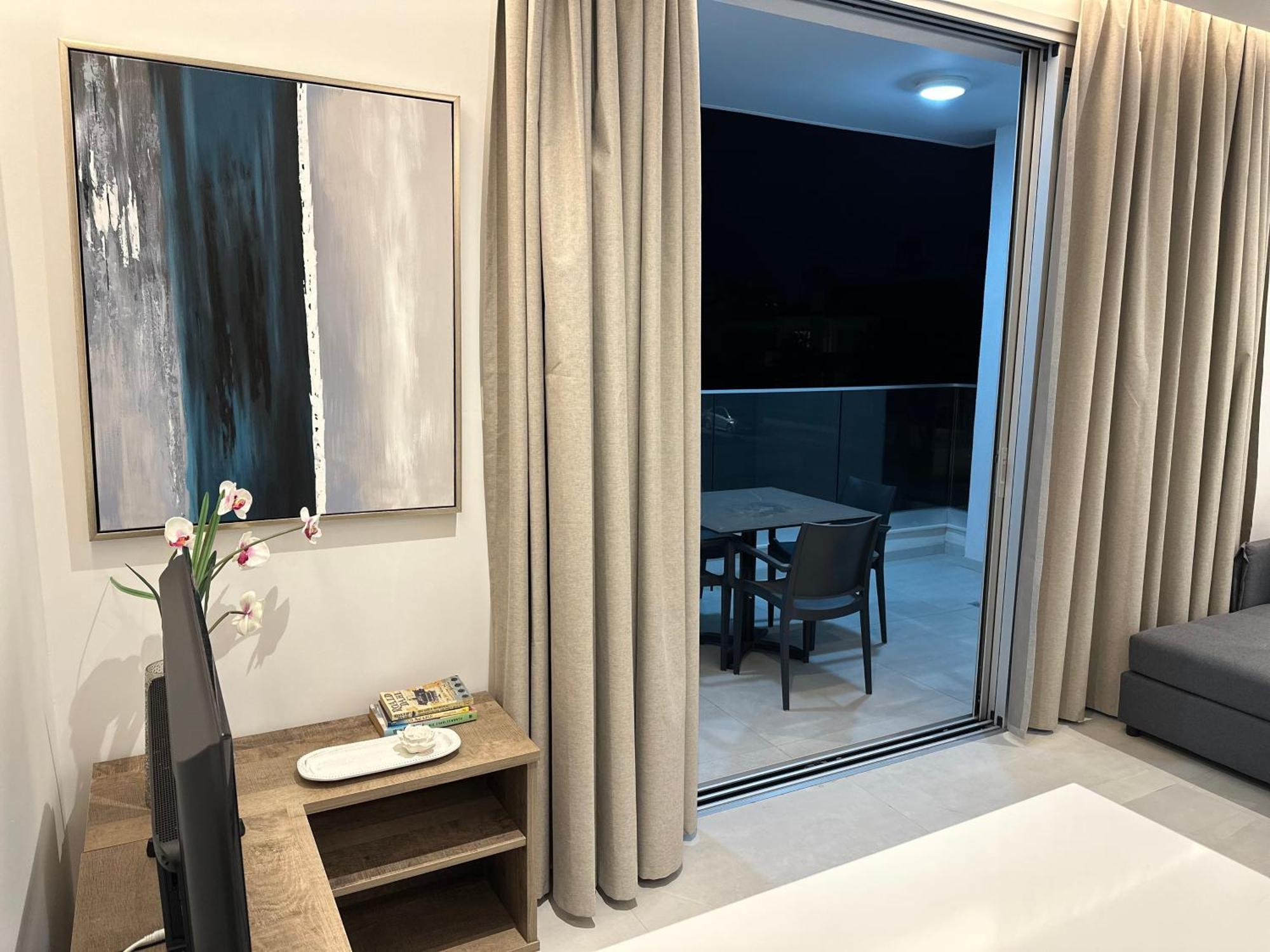 דירה Joanna & Arya Engomi Apts ניקוסיה